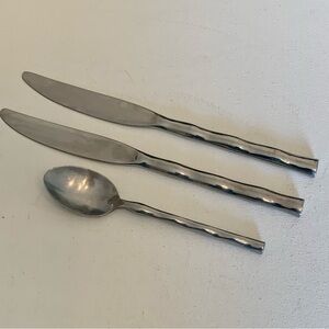 TOWLE Stainless Steel 9" Dinner Knives & 6.25" Spoon Wavy Handle Living CALYPSO